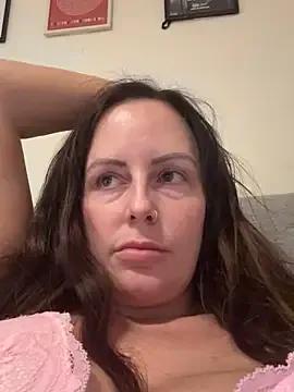 nightingale27 on StripChat