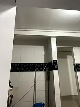 NINA_18_YEARS on StripChat