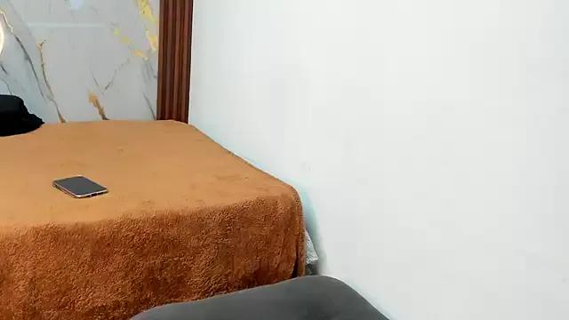 NinaVelasco on StripChat 