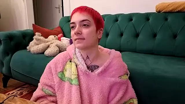 OllympeKaii on StripChat 