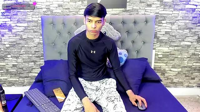 OnlyJos — Fingers ass