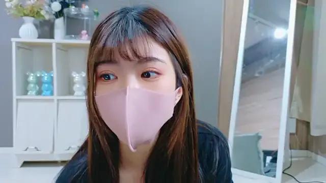 oto-X-cup on StripChat 