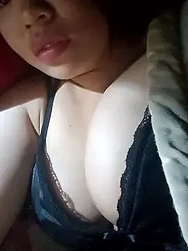 Pampirara on StripChat