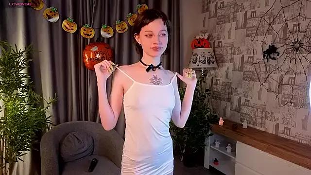 PaulaDauge — Boob massage under the top