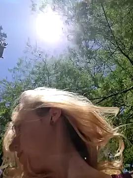 Public_Katrisha — Show boobs