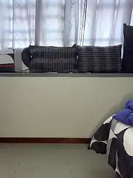 Queen-Boobylicious from StripChat