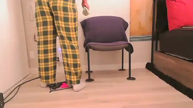 Queenanitadix — 2 Min Atm with 8In Blk Toy!