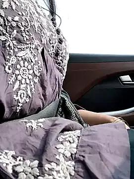 QueenHaryanaa on StripChat 