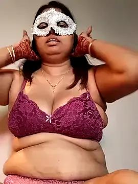 QueenHaryanaa on StripChat 