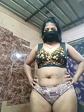 queensenorita on StripChat 