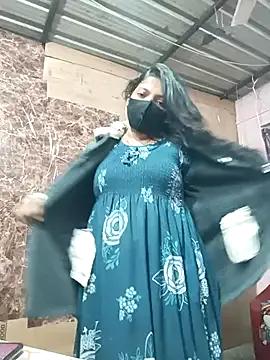 queensenorita on StripChat 