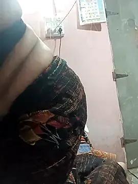 queensenorita on StripChat 