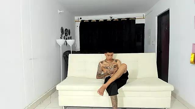 reactive_sex on StripChat