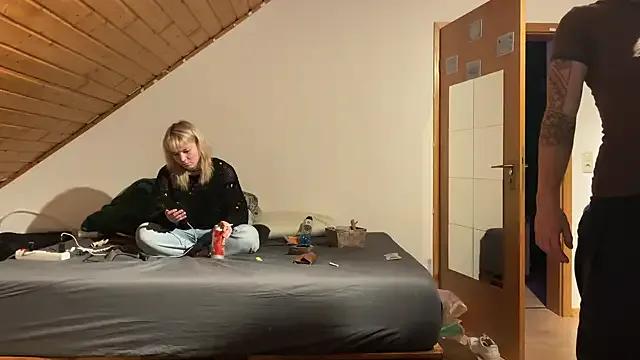 RedLayla — Freechat on StripChat