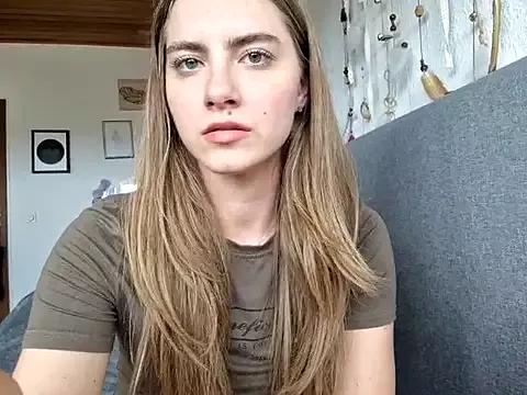 RubyRubin from StripChat is Freechat