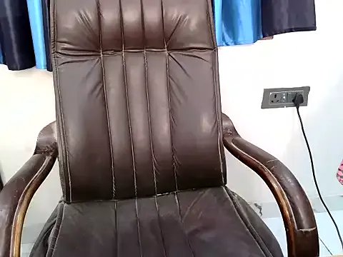 RUHI_JAAN_ on StripChat