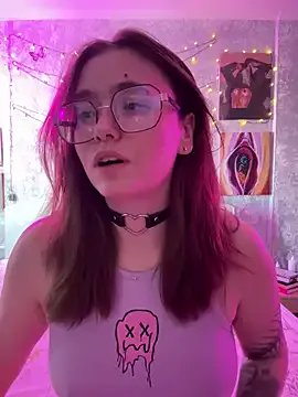 Sabrina_shells on StripChat