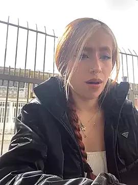 Sallem_Pink from StripChat