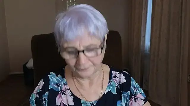 Sandra_Snowflake on StripChat