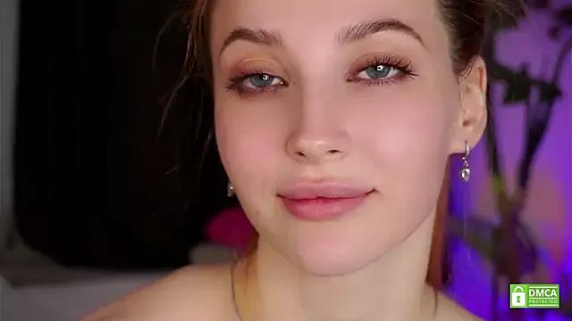 SanyaDears from StripChat is Freechat