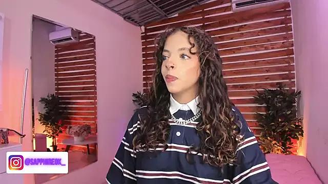 Sapphire_Venuss on StripChat 