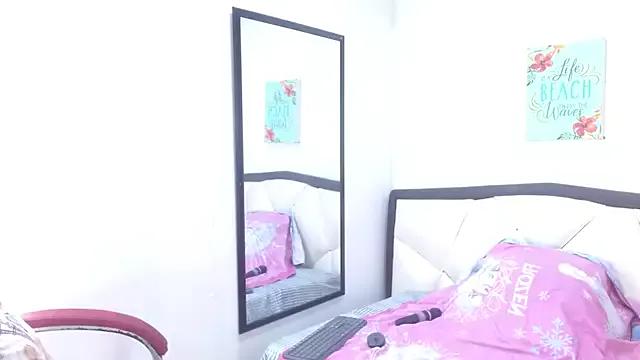 Sara_Marks on StripChat 