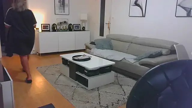 sarametisse26 on StripChat 