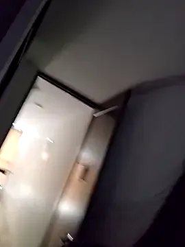 saray_reesee on StripChat