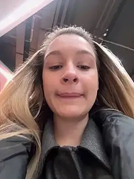 SashaCatt on StripChat