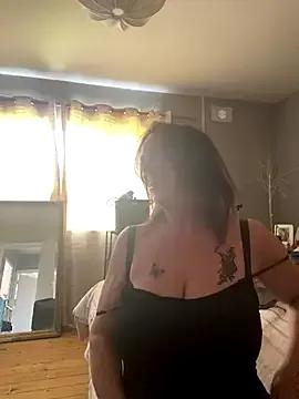 Sassylady on StripChat 