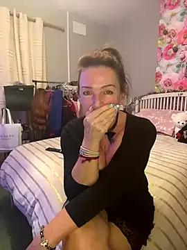 Sassylady on StripChat 