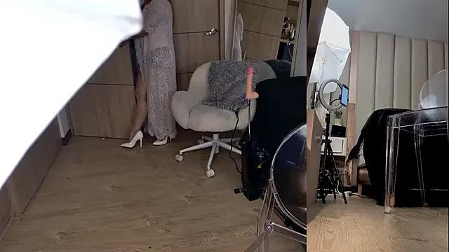 Savannah_Jansen on StripChat