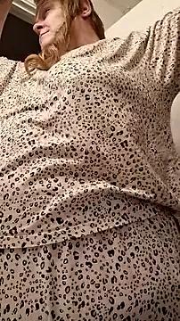 ScrawburryBBW — #dildo #blowjob #pierced #SQUIRT #milf