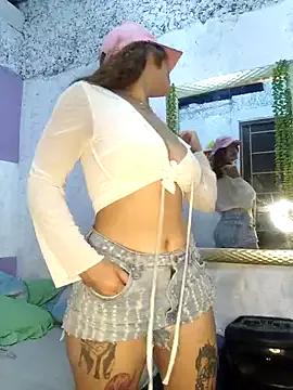 SexyFriends_ on StripChat