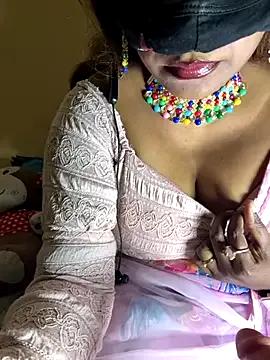 Sexyhotyrani on StripChat