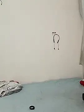 Shanu_Shah on StripChat