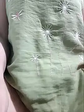 Shine_Mai on StripChat