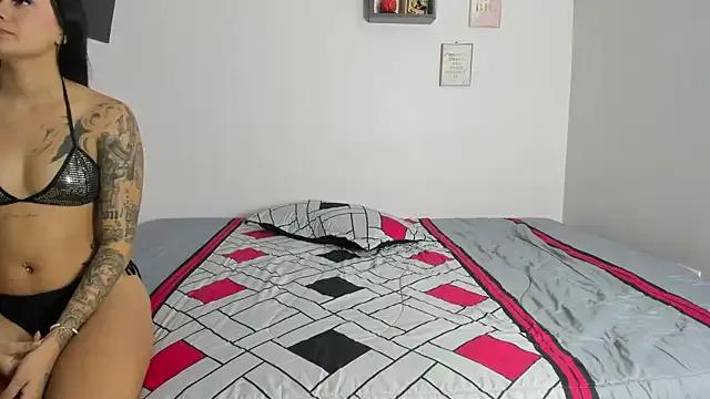 skinnysharonx on StripChat