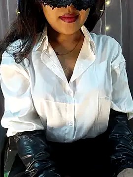 skylarmaexo_love on StripChat