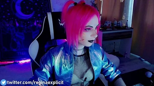 snake__bites on StripChat