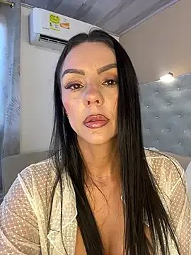 SofhiaTaylor on StripChat