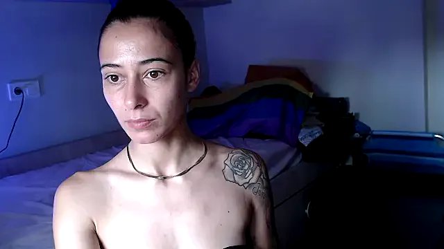 SOFIASWEETSECRETT on StripChat
