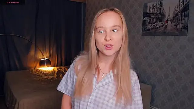 SoonMoor on StripChat