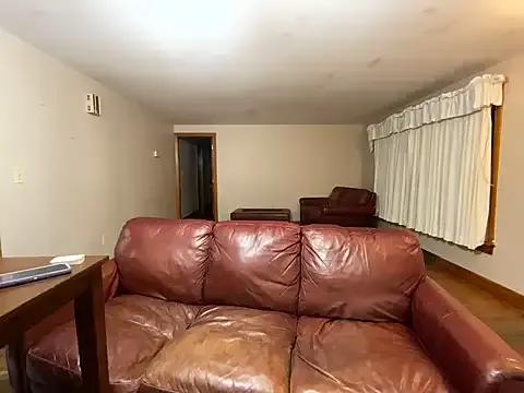 SquirtlegirlygirlmM on StripChat