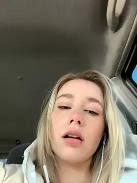 SSSATIVA_model on StripChat 