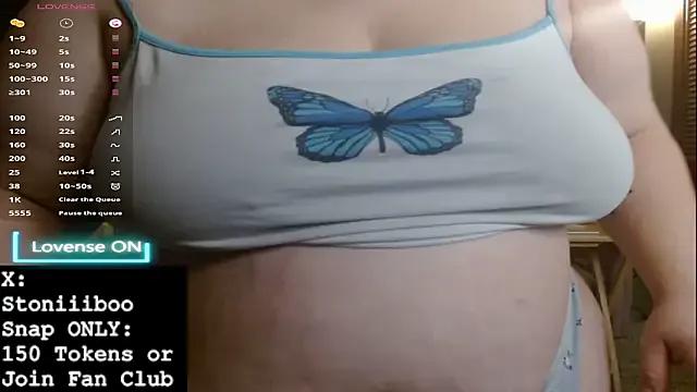 Stoniiiboo on StripChat