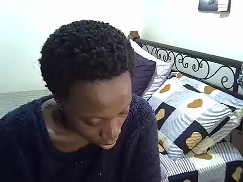 Sweet_Bear on StripChat 
