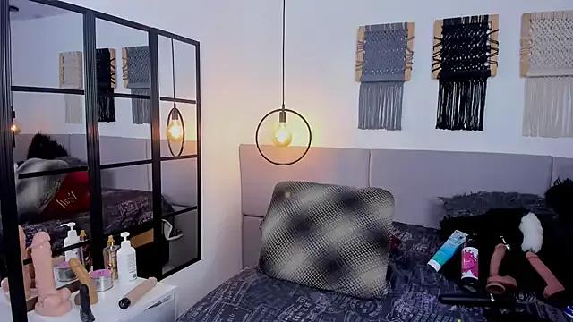 Sweet_camille on StripChat 