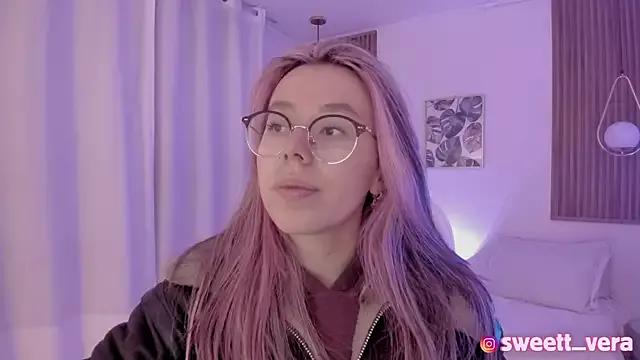 sweet_vera on StripChat 