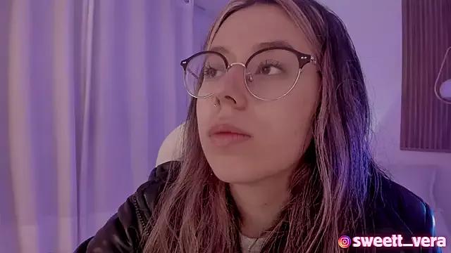 sweet_vera on StripChat 